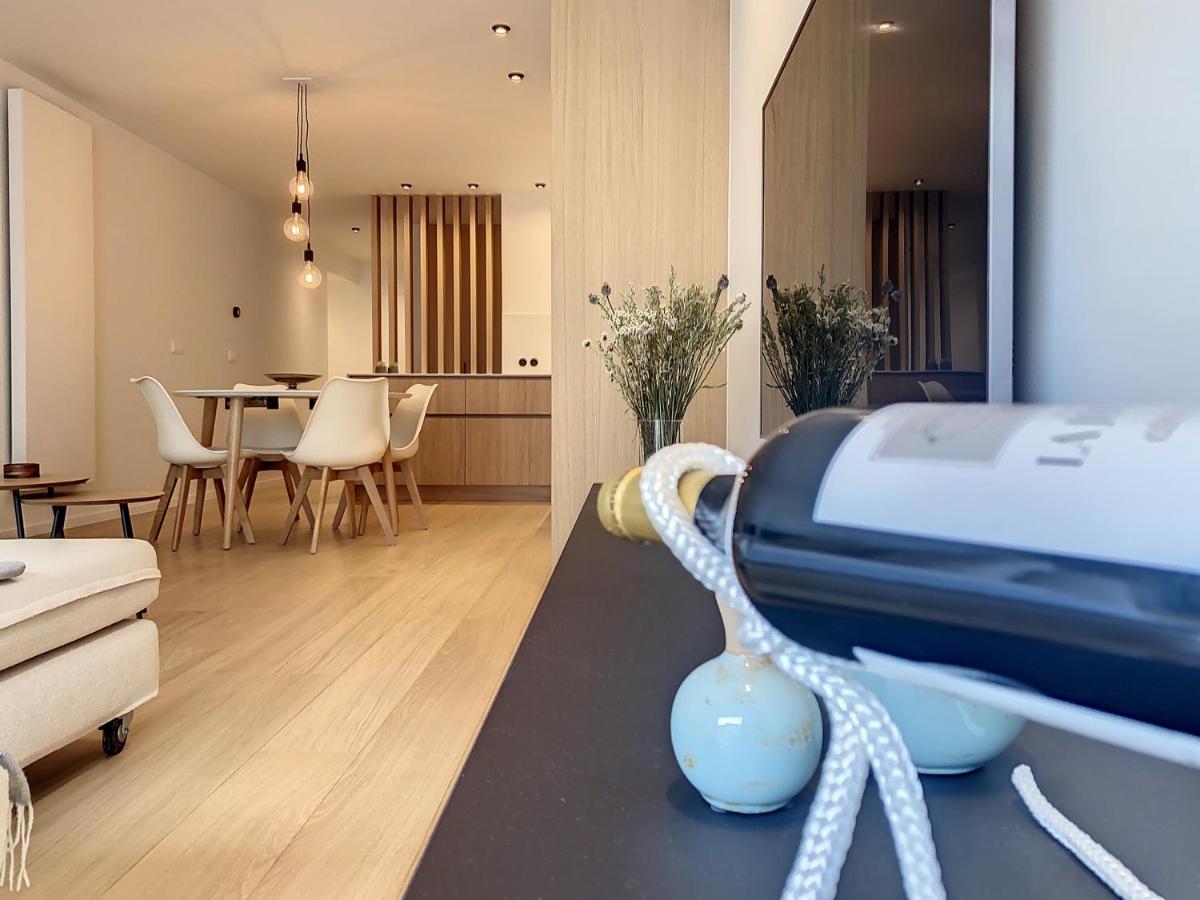 Vakantieappartement 'De Strandjutter' te Oostduinkerke Buitenkant foto